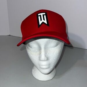 Nike TW Tiger Woods Collections Legacy 91 Golf Cap
Red Hat Fitted - SIZE M/L